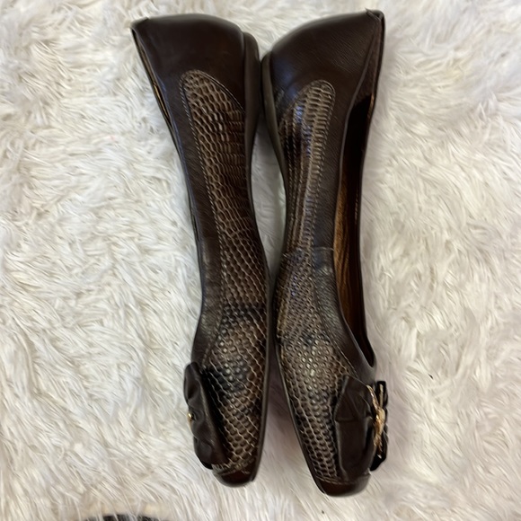 ♥️$10 FINAL PRICE LUZ DA LUA Brazil brown flats shoes gold rhinestones bow 8 - Picture 6 of 7